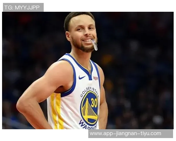 库里右膝髌股关节疼痛综合征确诊球队每日观察状态更新